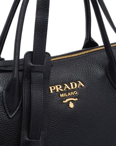 prada borsa a mano colr cuoio|Borsa a mano medium in pelle .